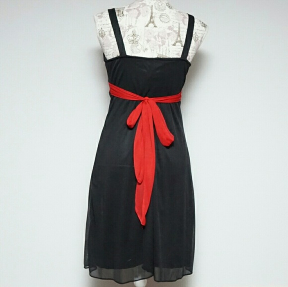 Red Black Alyn paige dress - Picture 2 of 8